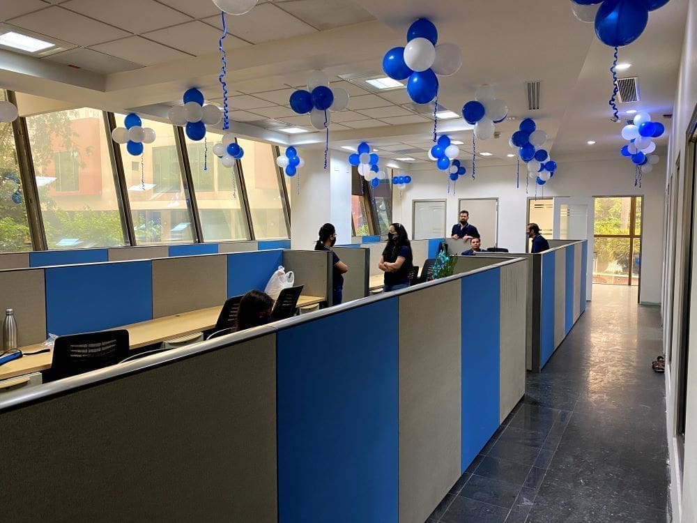 About Us 32 office building 1