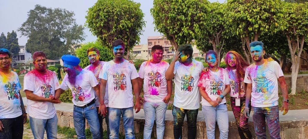 holi (11)