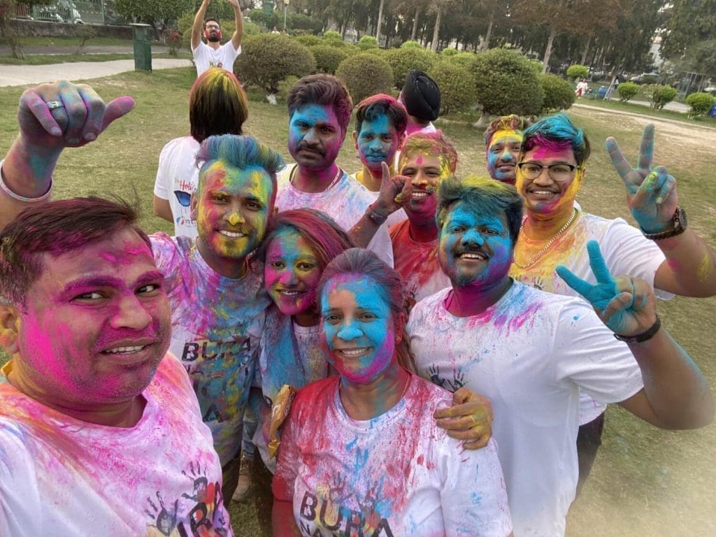holi (5)